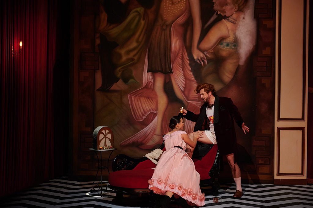 Die Fledermaus extra
